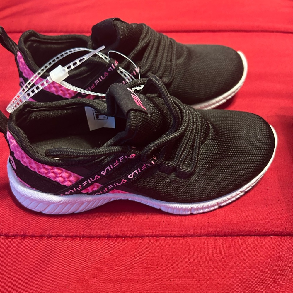 New Kids FILA shoes Size 12